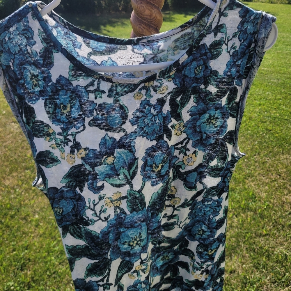 LOFT Multicolor Floral Tank Top, S, BUT FITS LIKE A Large, 100% Linen